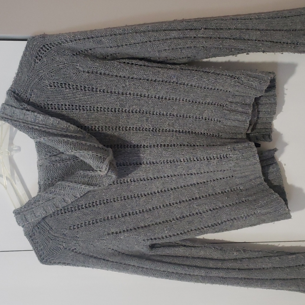 Toggle sweater - Picture 2 of 2